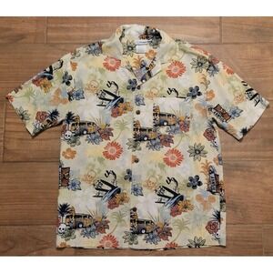 Disneyland Resort Mens Small Hawaiian Shirt‎ Multicolor Short Sleeves Button Up